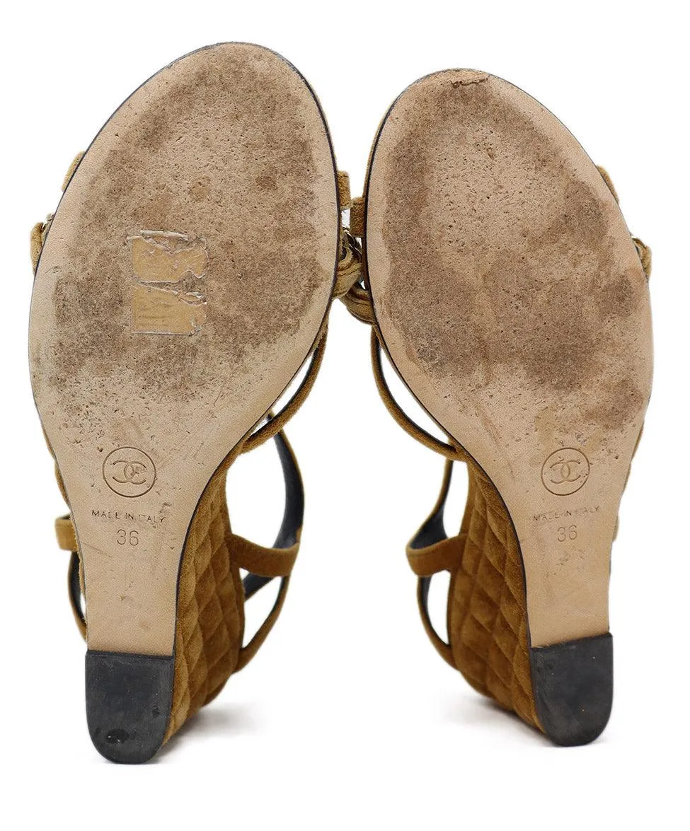 Chanel Tobacco Suede Chain Sandals sz 6