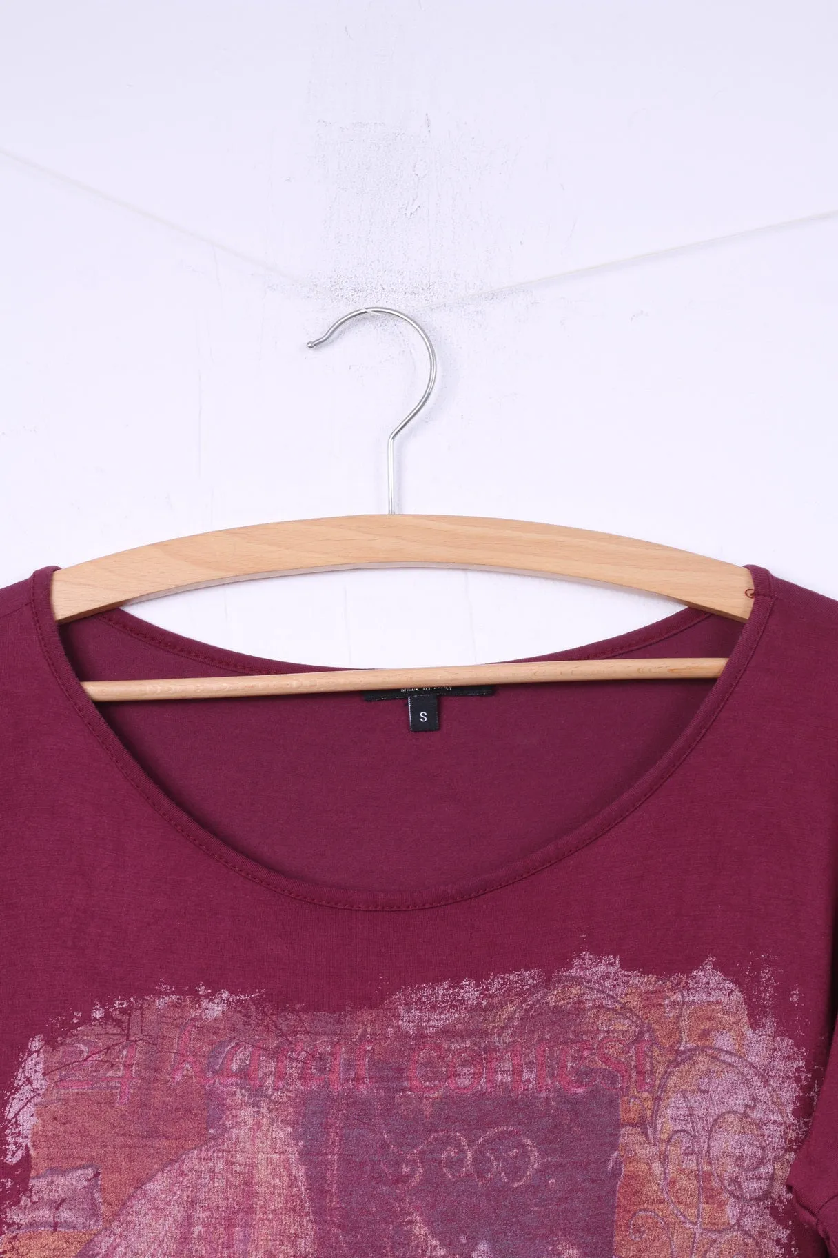 F de la passion Womens S Graphic Shirt Long Sleeve Maroon Crew Neck Top