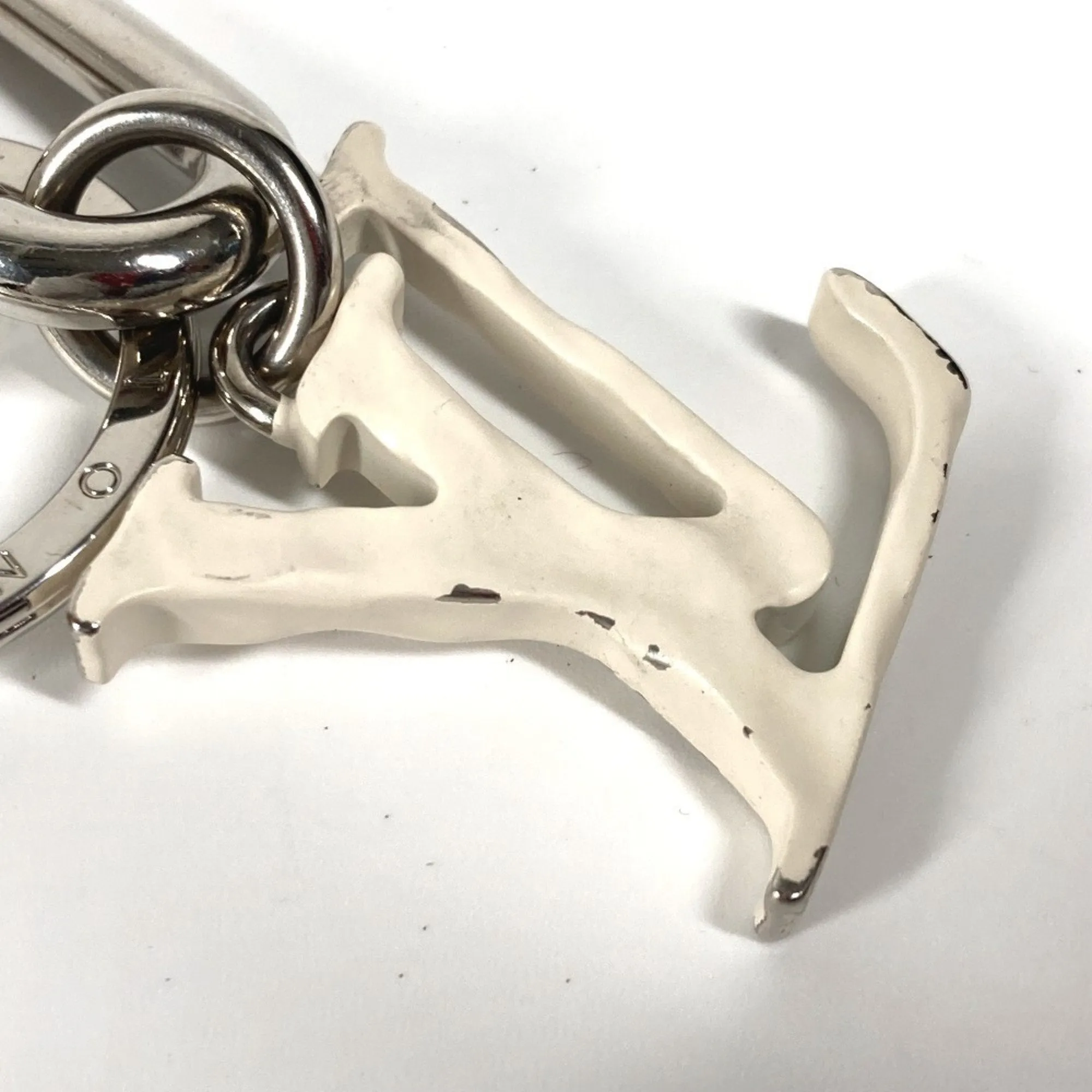 Louis Vuitton  Metal Keyring (Pre-Owned)