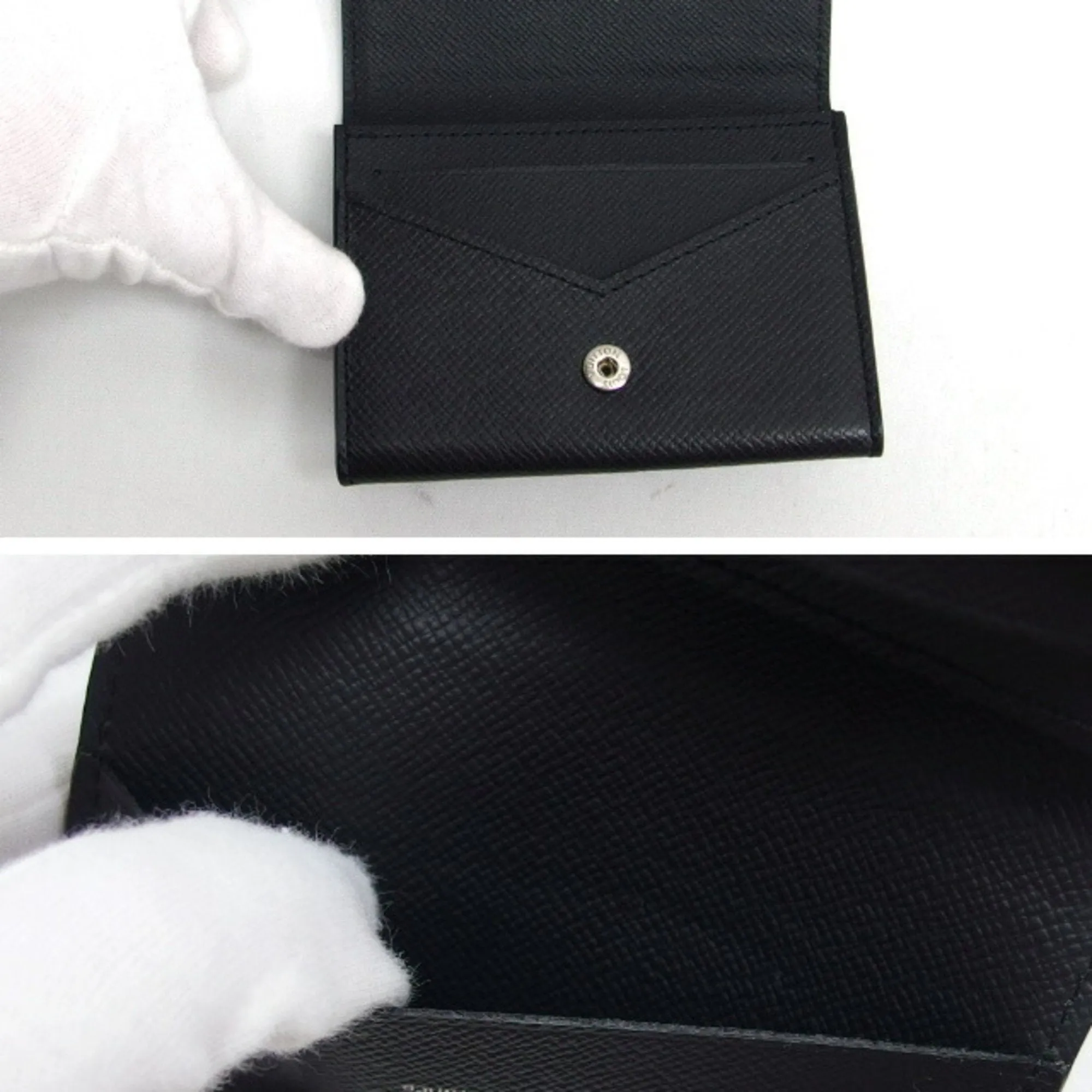 Louis Vuitton Taiga Leather Card Case (Pre-Owned)
