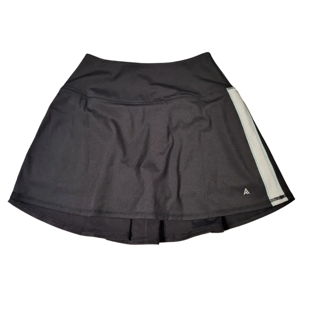 New Adair Zoey Jet/Snow Pull-On Skort with Athletic Stripe Size S