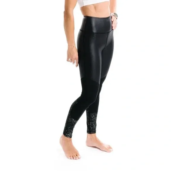 New Zyia Active Black Reflective Metallic Light N Tight 7/8 Legging Size 8-10 MSP$71