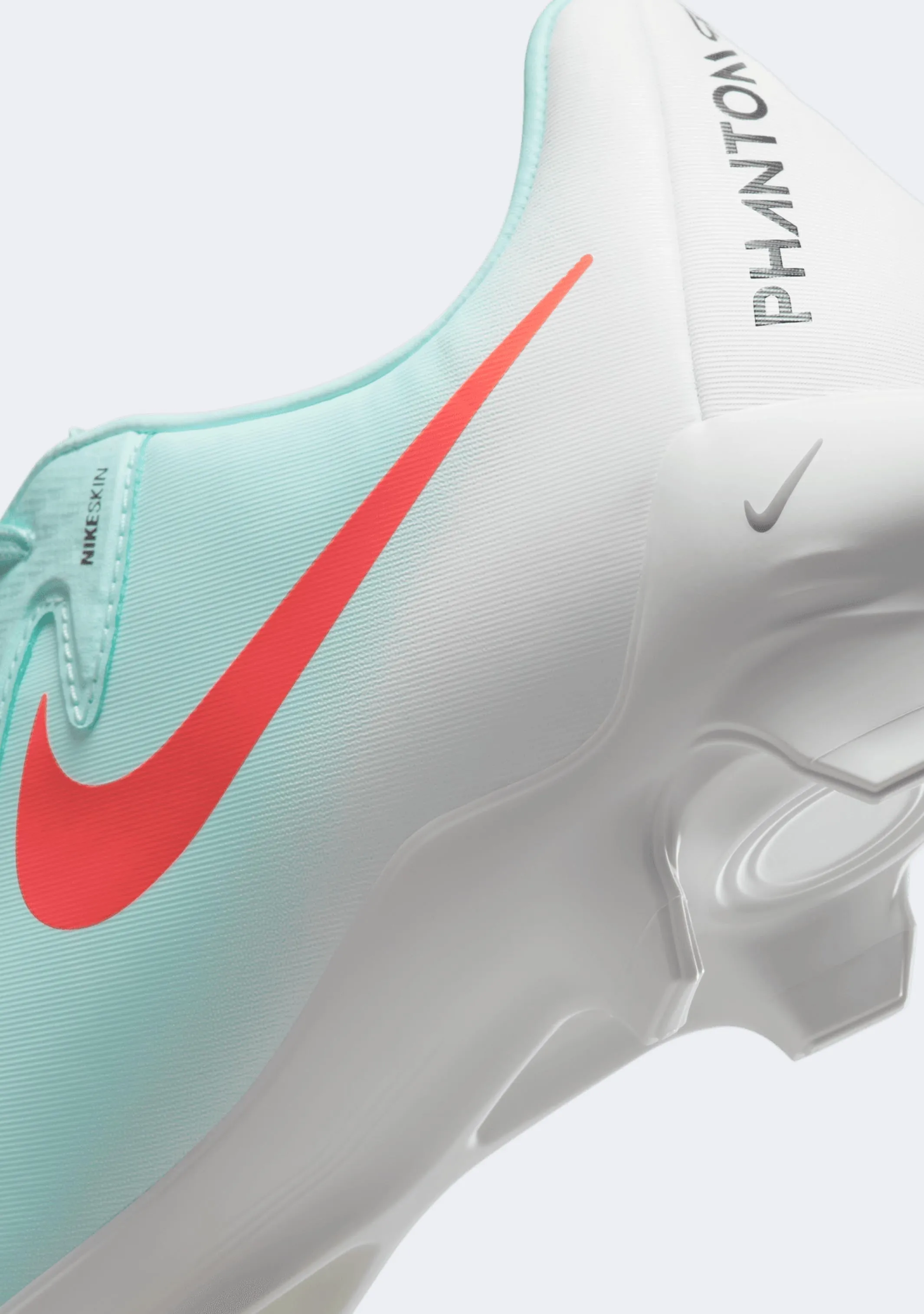 Nike Phantom GX 2 Academy FG/MG