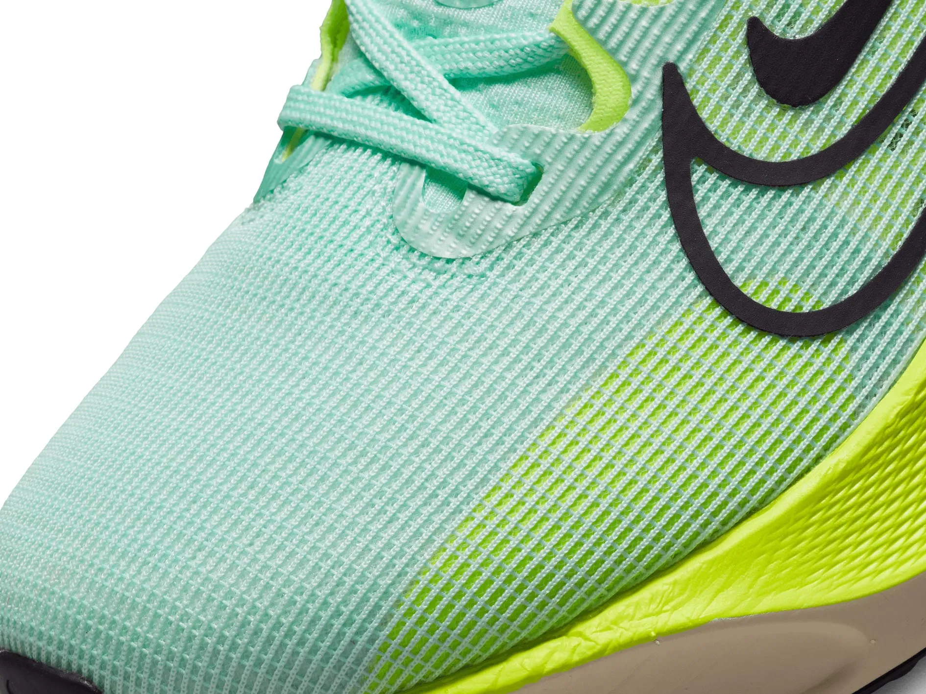 Nike Womens Zoom Fly 5