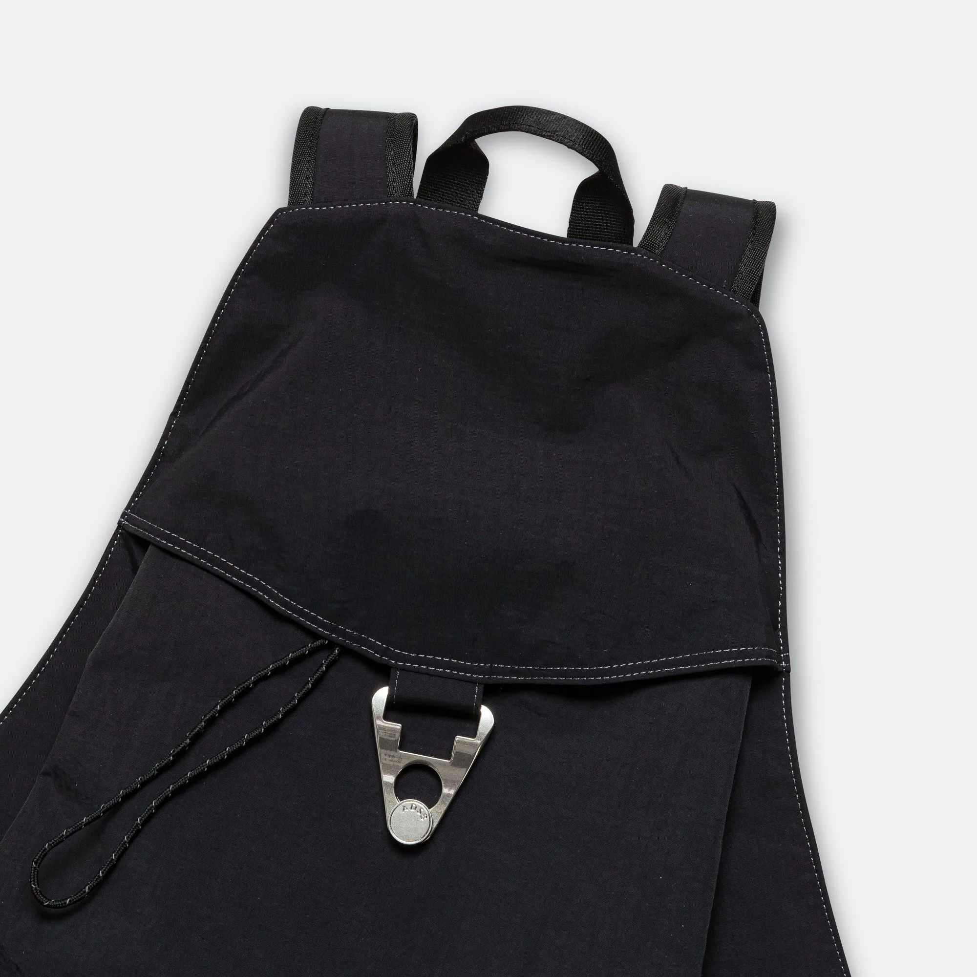Triangolo Vest Backpack - Black