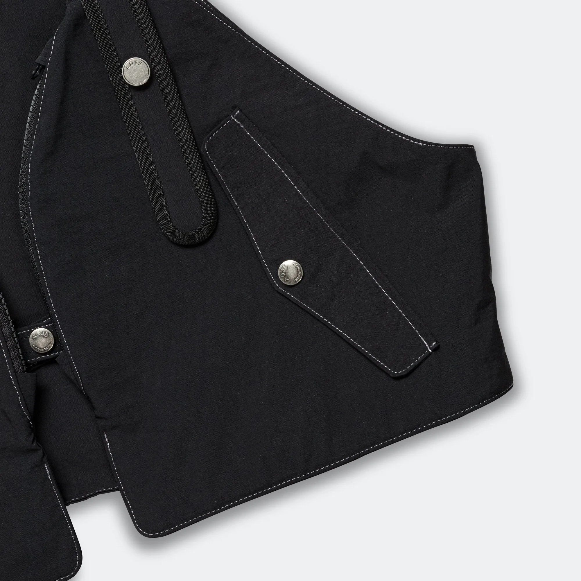 Triangolo Vest Backpack - Black